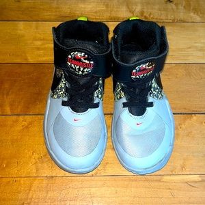 Little Boy’s Nike Team Hustle Basketball Sneaker